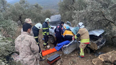 Hatay’ın Altınözü ilçesine bağlı Çetenli Mahallesi’nde trafik kazası meydana geldi.