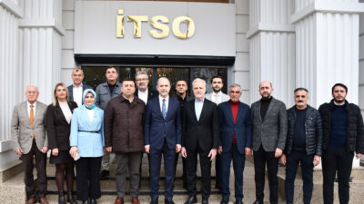 Hatay Milletvekili Abdulkadir Özel ve beraberindeki heyet, İskenderun Ticaret ve