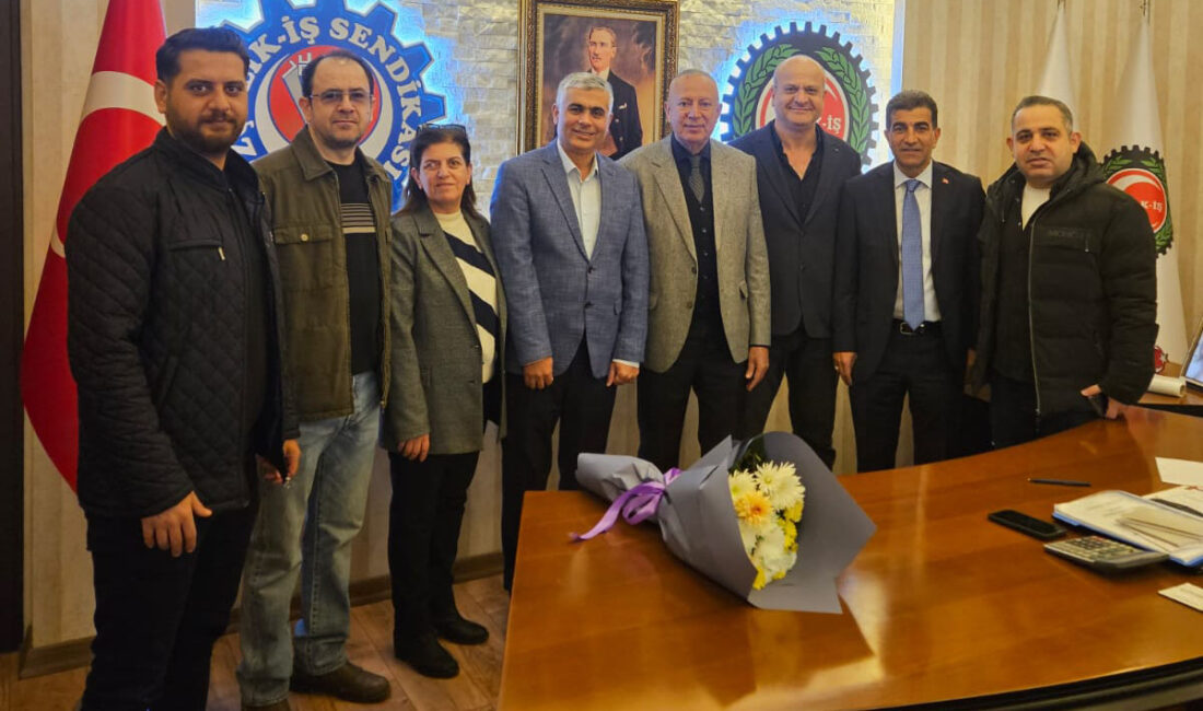 ÖZÇELİK-İŞ BAŞKANI GÜNGÖR’E HAYIRLI OLSUN ZİYARETİ AKDENİZ ECZANE TEKNİSYENLERİ FEDERASYONU BAŞKANI ÇELİK’TEN ÖZÇELİK-İŞ BAŞKANI GÜNGÖR’E HAYIRLI