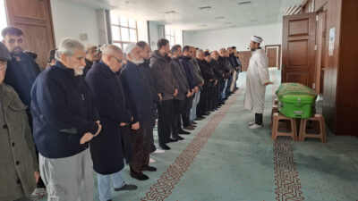 Hatay Defderdarlığı, İskenderun Akdeniz Vergi Dairesi emekli memurlarından, A.Mehmet Coşkun