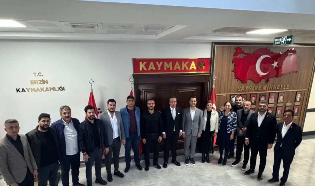 Erzinde Üç İsme Fahri Hemşerilik Beratı Erzin Belediye Meclisi, 2025 yılının son toplantısında aldığı kararla İçişleri