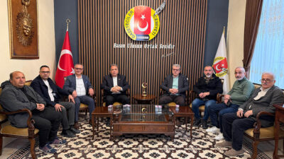 İSTE Öğretim üyeleri Prof. Dr. M. Eyyuphan Yakıncı ve Prof.