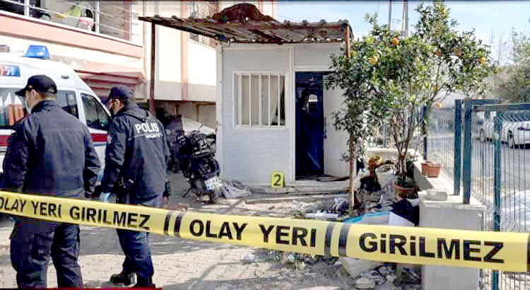 Samandağ’da tabancayla vurulan 17 yaşındaki genç kız ağır yaralandı. Mağaracık