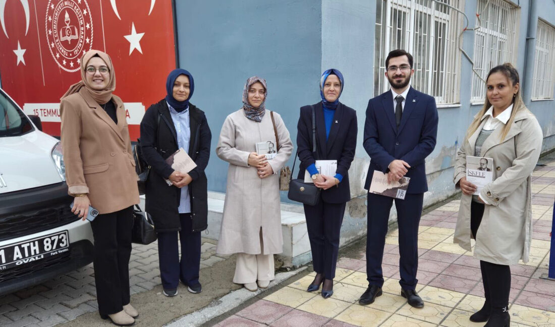 TÜGVA İskenderun İlçe Başkanı Şamil Yıldız ve yönetim kurulu üyeleri