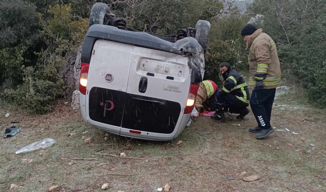 Hatay’ın Yayladağı–Antakya istikameti Kışlak mevkiinde meydana gelen trafik kazasında 6