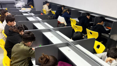 Gün Işığı Eğitim Kurumları tarafından düzenlenen Bursluluk Sınavı, iki gün
