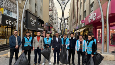 İskenderun’da aralıklarla etkili olan fırtınaların ardından meydana gelen çevre kirliliğine