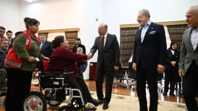 Mübarek Ramazan Bayramı arefesinde, Tosyalı Holding tarafından bağışlanan 33 tekerlekli