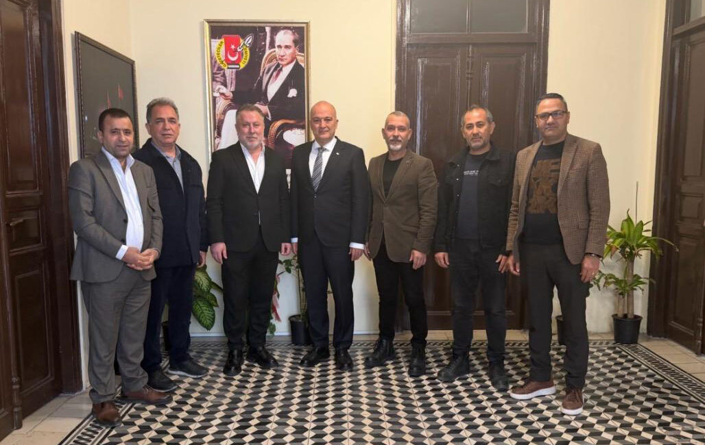 İSDEMİR GENEL MÜDÜRÜ AYHAN AKIN’DAN İGC’DE KAHVE MOLASI İş dünyasında adından sıkça söz ettiren, çelik sektörüne kattığı yenilikçi
