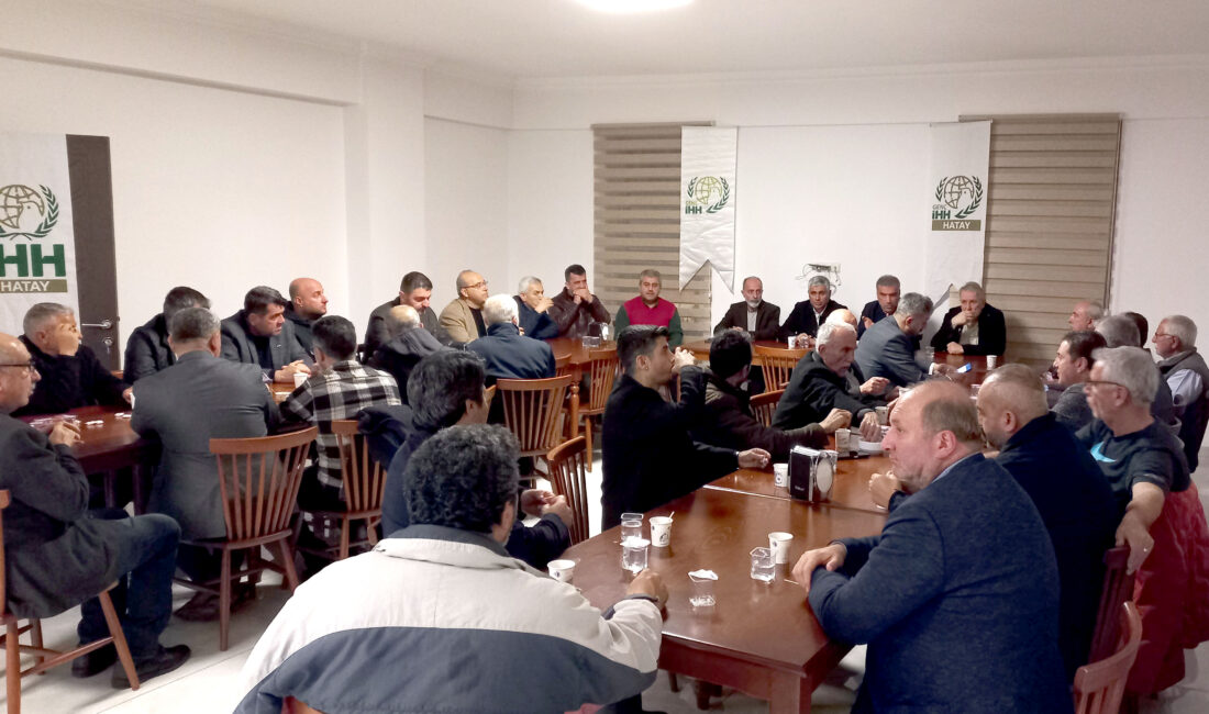 ​Hatay İHH’nın organize ettiği iftar programında İskenderun’daki sivil toplum kuruluşları