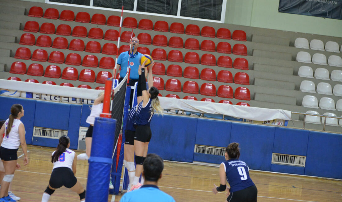 İskenderun Belediye Spor açılış maçında Voleybol takımı Osmaniye Düziçi Voleybol