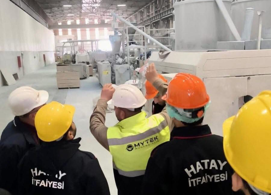 HATAY’DA ÜRETİM TESİSLERİNE SIKI YANGIN DENETİMİ Hatay Büyükşehir Belediyesi İtfaiye Daire Başkanlığı, vatandaşların can ve mal
