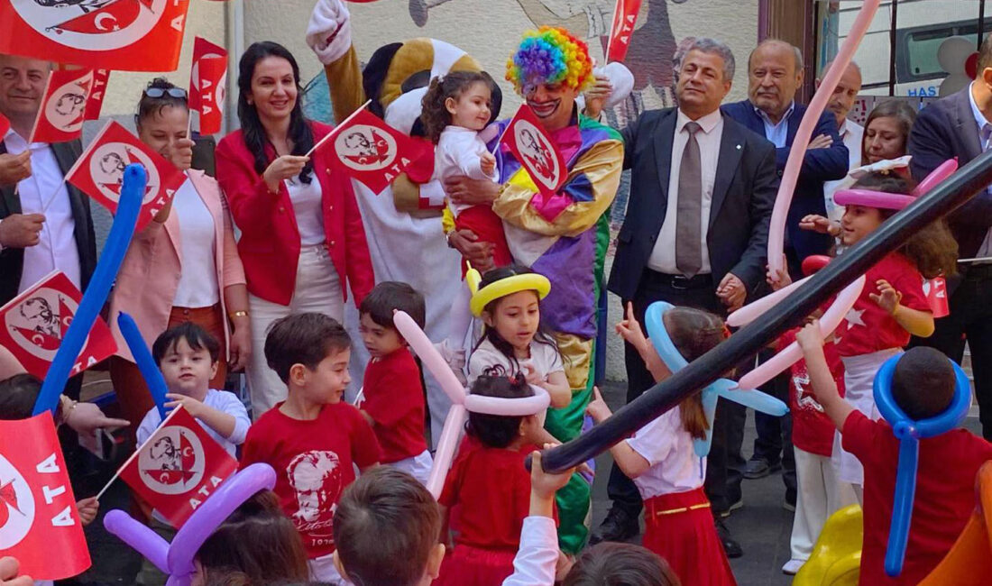 İskenderun Devlet Hastanesi’nde 23 Nisan’a Yakışan Örnek Etkinlik İskenderun Devlet Hastanesi, 23 Nisan Ulusal Egemenlik ve Çocuk Bayramı