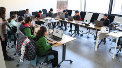 Hatay Büyükşehir Belediyesi (HBB), bünyesinde faaliyet gösteren Hatay Bilim Merkezi,