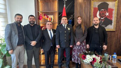 Arsuz İş İnsanları Derneği (ARİAD) Başkanı Adnan Ağır beraberinde yönetim