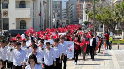 İskenderun ilçesinde, 15-21 Mayıs Gençlik Haftası etkinlikleri kapsamında 19 Mayıs