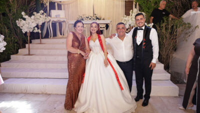 Arsuz’da Görkemli Düğün: Eda ve İsmail Mutluluğa ‘Evet’ Dedi Eda