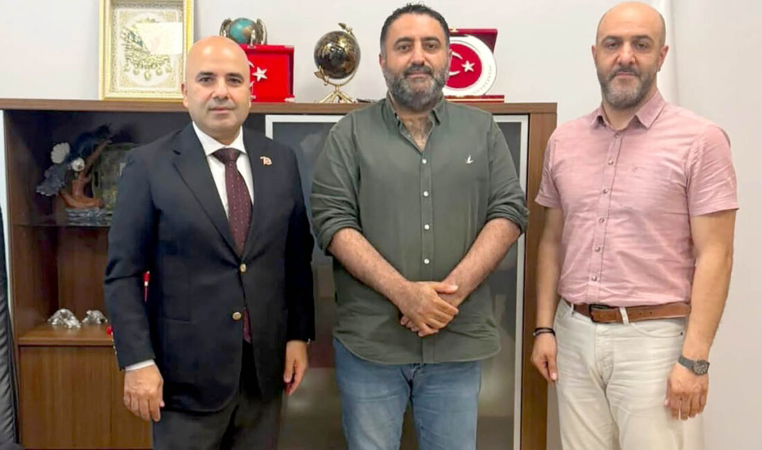 HATAY ECZACILAR ODASI’NDAN BAŞHEKİM KAVVASOĞLU’NA ZİYARET Hatay Eczacılar Odası Başkanı Ecz. Reşat Akgül ile Yönetim Kurulu