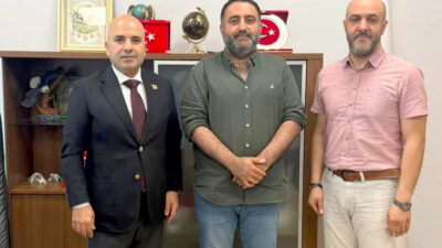 Hatay Eczacılar Odası Başkanı Ecz. Reşat Akgül ile Yönetim Kurulu