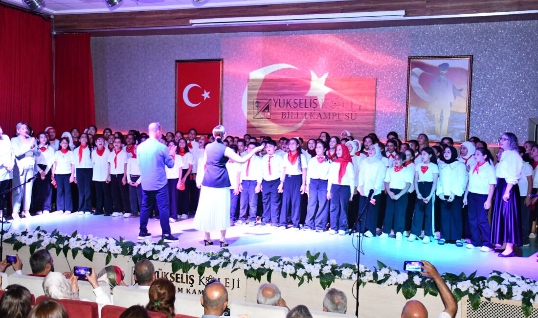 Yunus Emre İmam Hatip Ortaokulu Yükseliş Kolejinde “KÖKLERDEN MISRALARA” adlı