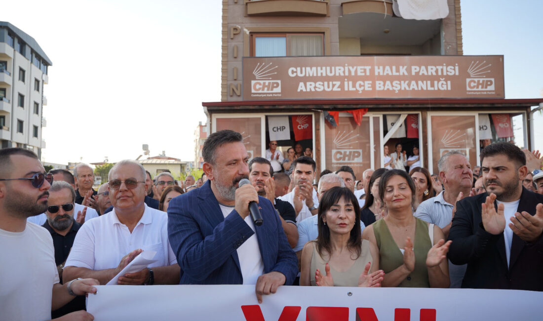 Hatay’ın Arsuz ilçesinde siyasi gündemi yakından ilgilendiren önemli bir gelişme