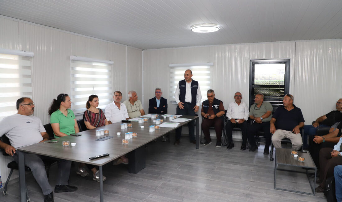 Hatay Büyükşehir Belediyesi (HBB), altyapı çalışmalarını yerel yöneticilere tanıtmaya devam
