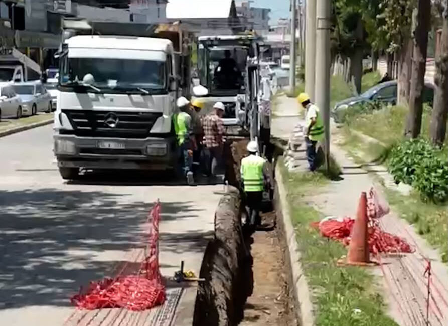 İSKENDERUN SANAYİ SİTESİ’NDE KAPSAMLI DÖNÜŞÜM: ENERJİ HATLARI YERALTINA ALINIYOR, YOLLAR