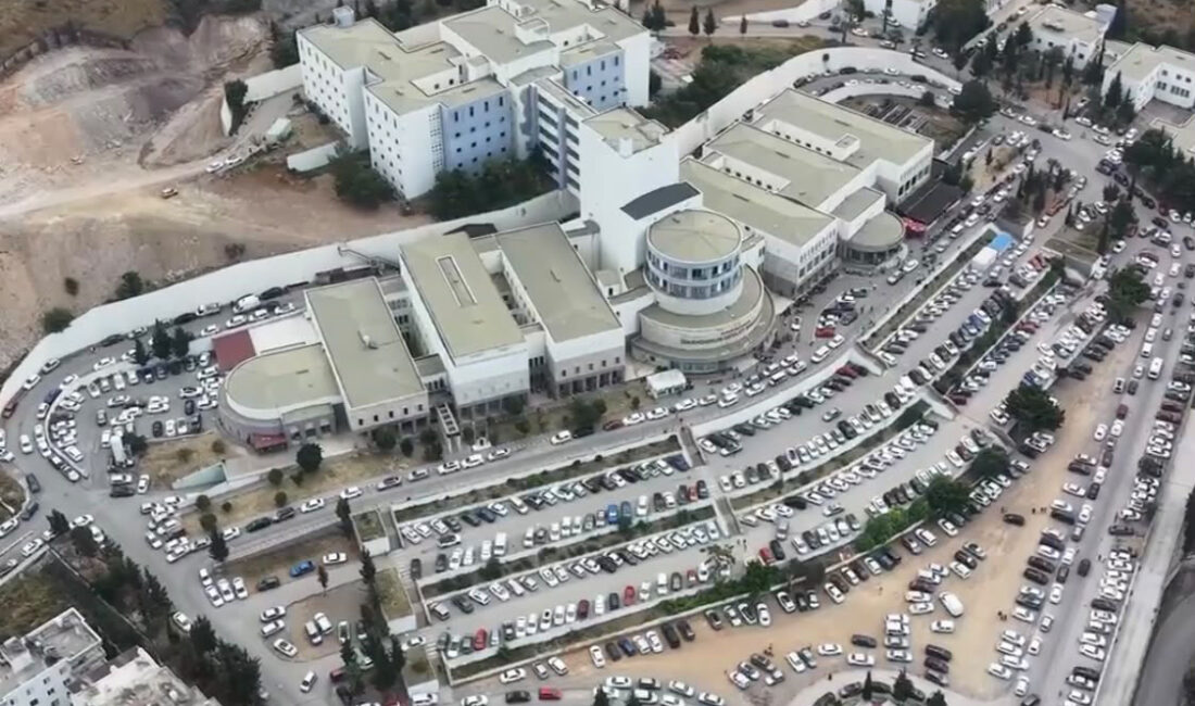 DEVLET HASTANESİ’NİN OTOPARK ÇİLESİ BİTİYOR İSKENDERUN NUMUNE DEVLET HASTANESİ’NİN OTOPARK ÇİLESİ BİTİYOR: 1500 ARAÇLIK YENİ