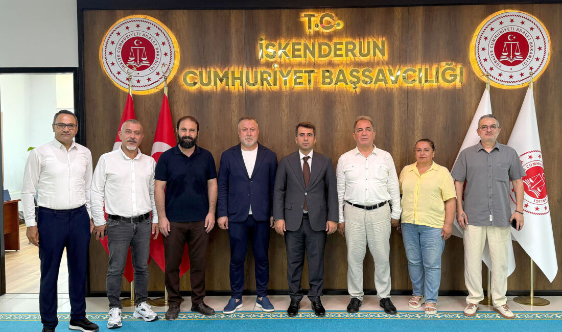 İGC Yönetiminden Başsavcı Burak Öztürk’e Hayırlı Olsun Ziyareti İskenderun Gazeteciler Cemiyeti (İGC) Yönetim Kurulu üyeleri, İskenderun Cumhuriyet Başsavcılığı