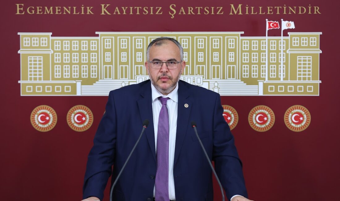 Saadet Partisi Hatay Milletvekili Doç. Dr. Necmettin Çalışkan, deprem bölgesindeki