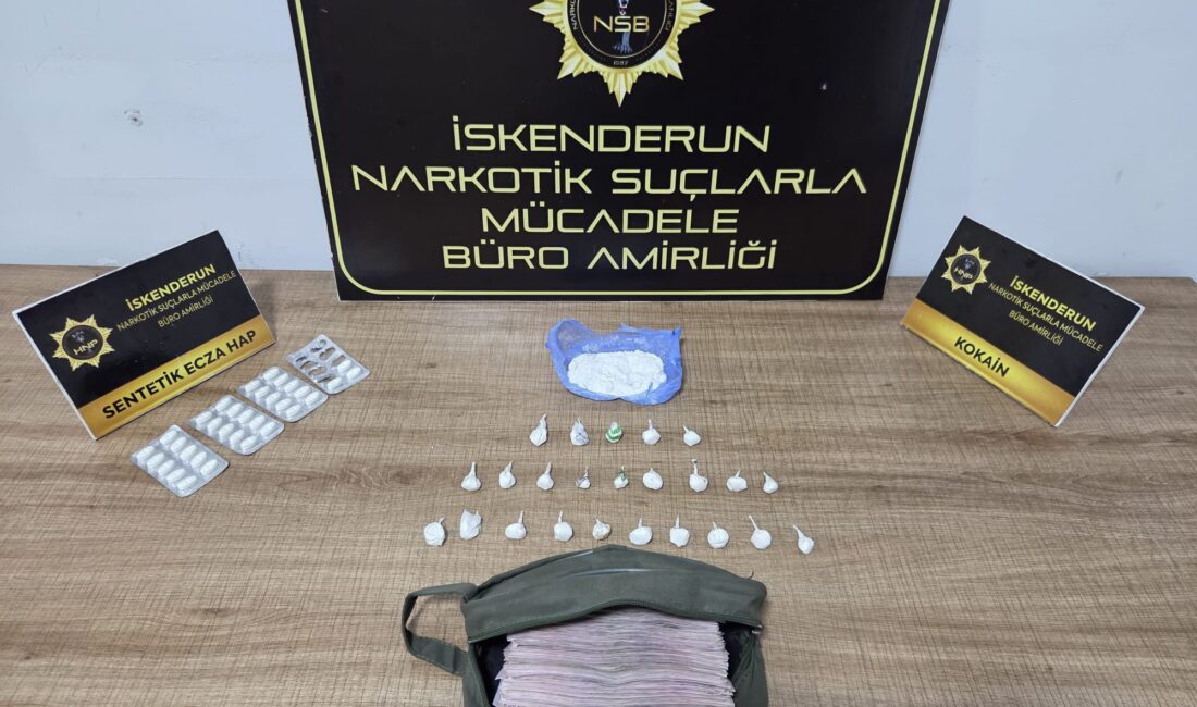 İSKENDERUN’DA UYUŞTURUCU OPERASYONU İSKENDERUN’DA UYUŞTURUCU OPERASYONU: KOKAİN VE YÜKLÜ MİKTARDA PARA ELE GEÇİRİLDİ