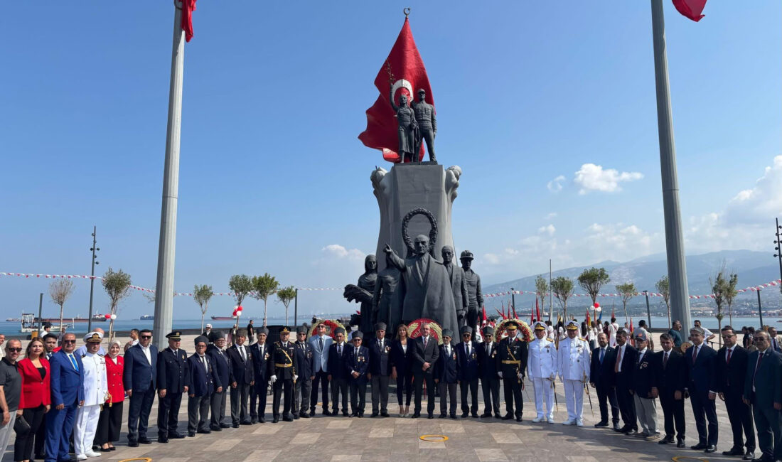 30 Ağustos Zafer Bayramı’nın yıl dönümü, İskenderun’da düzenlenen törenle coşkuyla