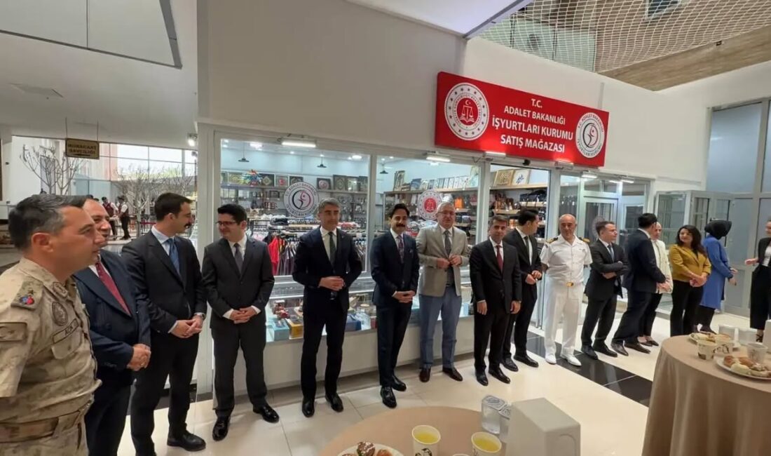 YENİ ADLİ YIL BAŞLADI 2026-2027 yılının adli yıl açılışı ülkenin her yerinde törenlerle kutlandı.