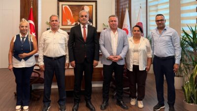 İskenderun Gazeteciler Cemiyeti (İGC) Başkanı Diyap Atar ve yönetim kurulu