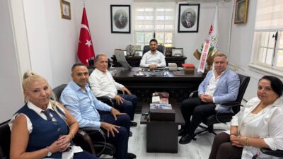 İskenderun Gazeteciler Cemiyeti (İGC) Başkanı Diyap Atar ve beraberindeki yönetim