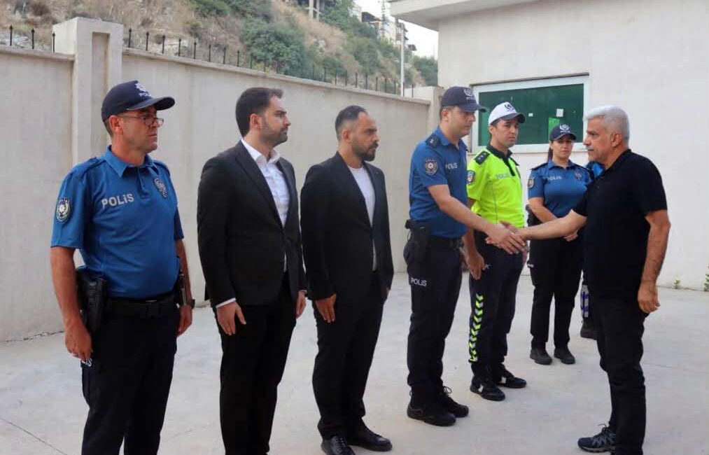 Hatay’da göreve yeni başlayan İl Emniyet Müdürü Nihat Özen, ilçe