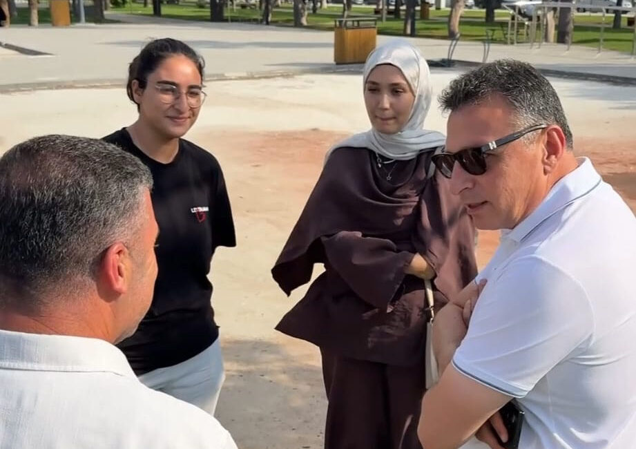 ÖRNEK SOSYAL SORUMLULUK PROJESİ GENÇLERE İSTİHDAM, MESLEKLERE GELECEK: İSKENDERUN BELEDİYESİ’NDEN ÖRNEK SOSYAL SORUMLULUK PROJESİ