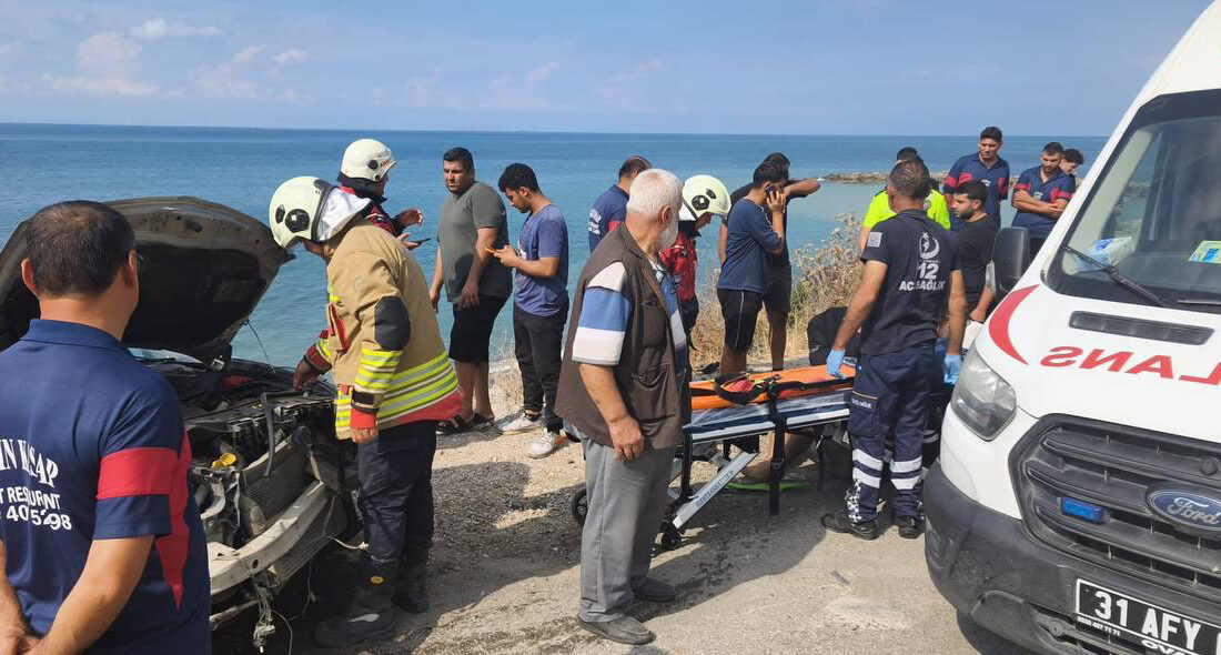 Hatay’ın Arsuz ilçesi Aşağı Kepirce mevkisinde meydana gelen trafik kazasında,